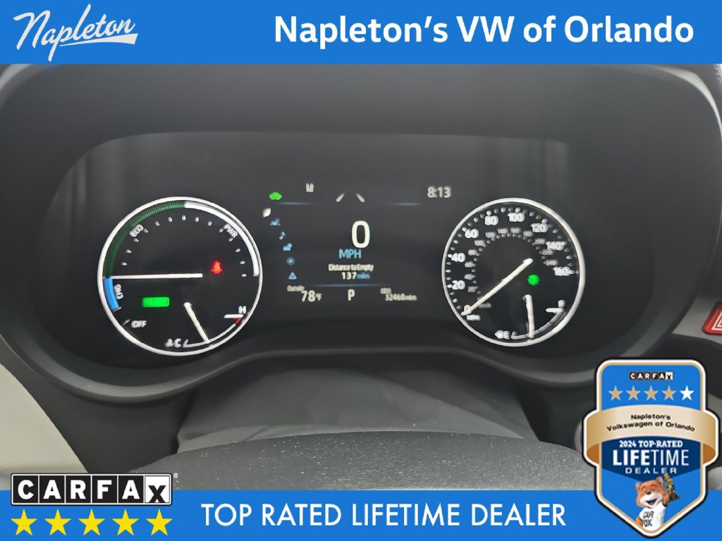 Used 2024 Toyota Sienna Platinum FWD image 25