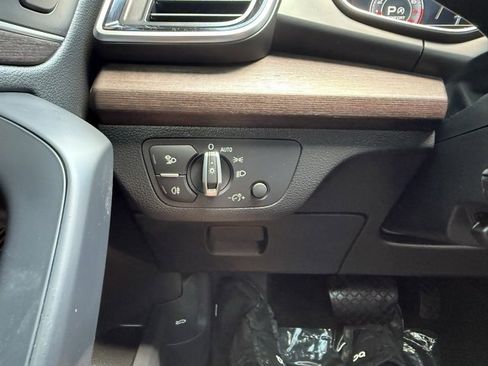 Used 2022 Audi Q5 2.0T Premium Plus w/ Premium Plus Package image 25