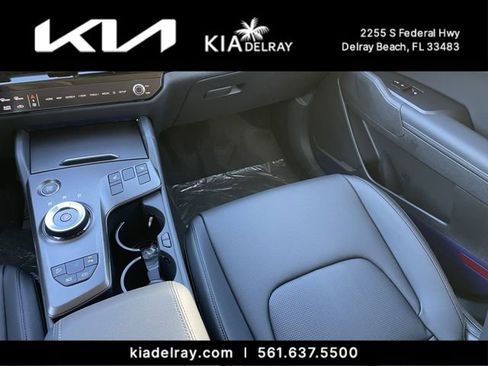 New 2026 Kia Sportage EX w/ EX Panoramic Sunroof Package image 16