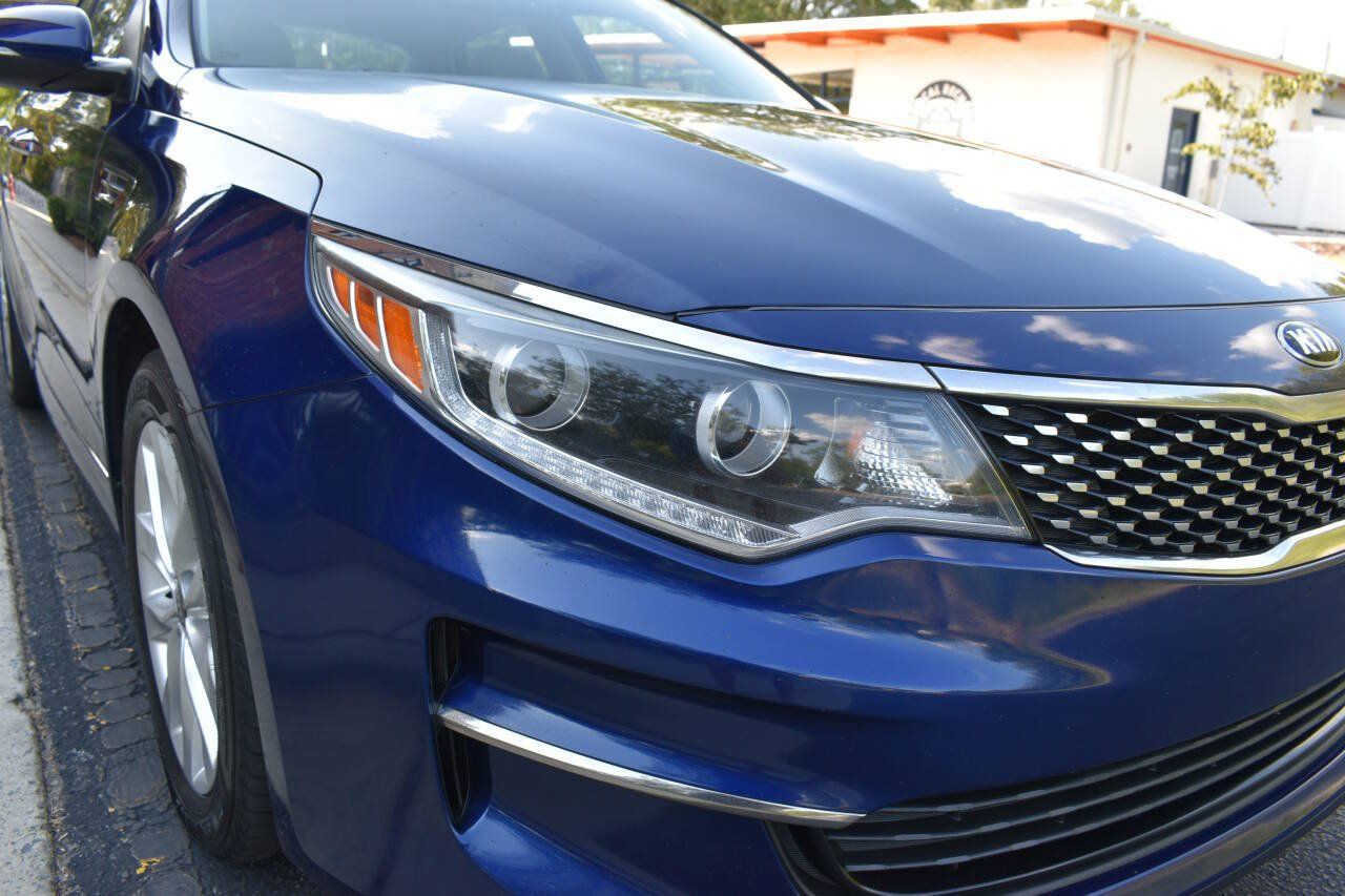 Used 2016 Kia Optima EX w/ Premium Package FWD image 40