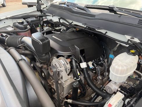 Used 2019 Chevrolet Silverado 2500 W/T w/ WT Convenience Package RWD image 18