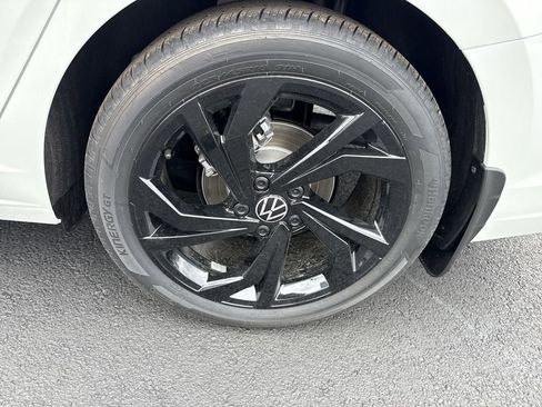 New 2026 Volkswagen Jetta SE FWD image 8