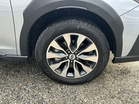 Used 2024 Subaru Outback Limited image 31