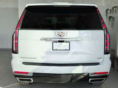 New 2026 Cadillac Escalade Platinum Luxury w/ LPO, Floor Liner Package AWD/4WD image 44