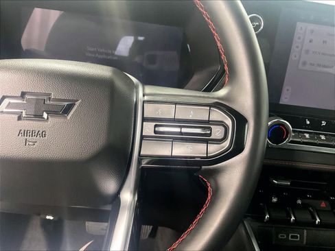 Used 2024 Chevrolet Colorado Z71 w/ Z71 Convenience Package 2 image 23