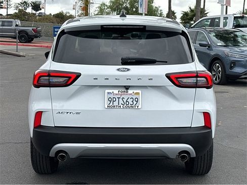 Certified 2024 Ford Escape Active image 5