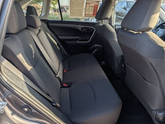 Used 2025 Toyota RAV4 LE AWD/4WD image 29
