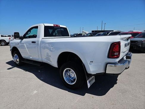 New 2026 RAM 3500 Tradesman AWD/4WD image 34