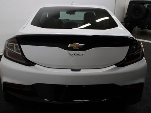 Used 2016 Chevrolet Volt LT w/ Comfort Package image 7