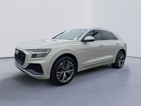 Used 2023 Audi Q8 Premium Plus AWD/4WD image 7