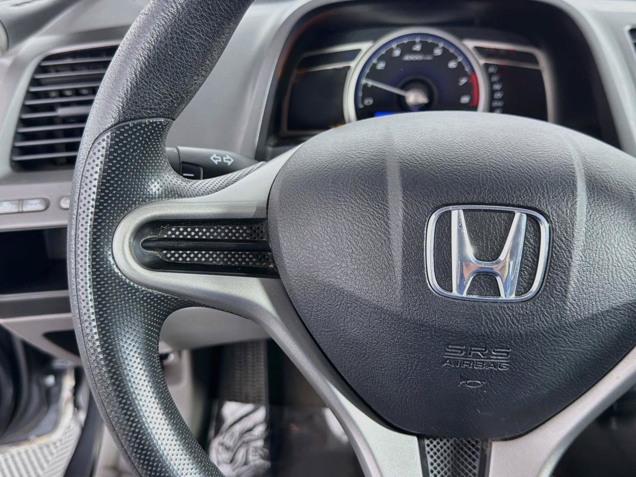 Used 2010 Honda Civic DX-VP image 40