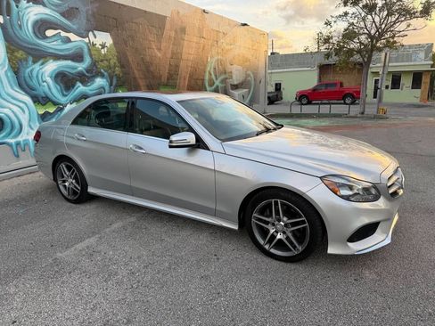 Used 2014 Mercedes-Benz E 350 4MATIC Sedan w/ Premium 1 Package image 7