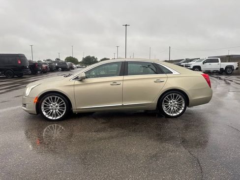 Used 2016 Cadillac XTS Luxury w/ Driver Awareness Package FWD image 4
