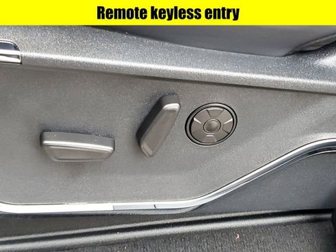 Used 2025 Ford F350 Platinum image 22