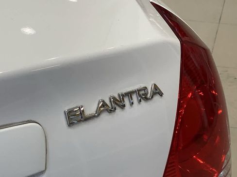 Used 2006 Hyundai Elantra GLS image 12