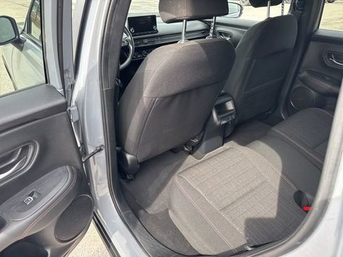 Used 2024 Honda HR-V Sport image 44