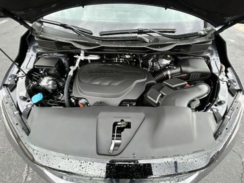 Certified 2025 Honda Odyssey EX-L image 27