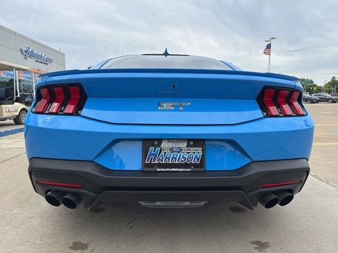 Used 2024 Ford Mustang GT RWD image 25