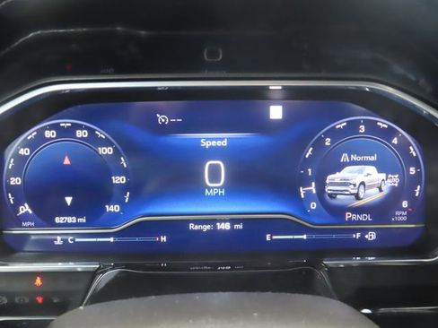 Used 2022 Chevrolet Silverado 1500 LT image 33