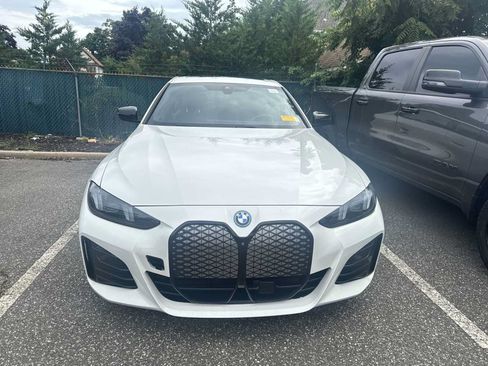 Used 2025 BMW i4 xDrive40i w/ M Sport Package AWD/4WD image 2