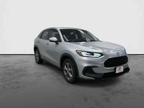 Certified 2026 Honda HR-V LX image 6