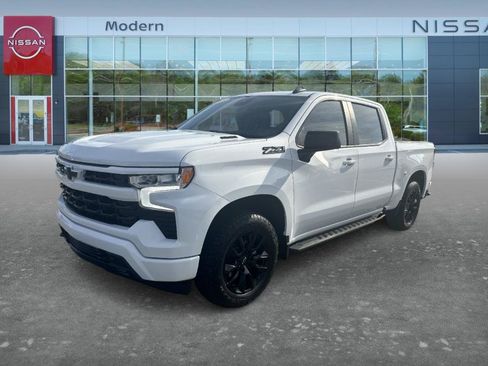 Used 2023 Chevrolet Silverado 1500 RST w/ Z71 Off-Road Package AWD/4WD image 1
