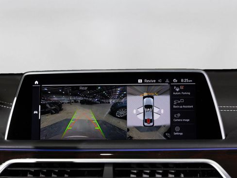 Used 2022 BMW ALPINA B7 xDrive w/ Interior Design Package AWD/4WD image 35