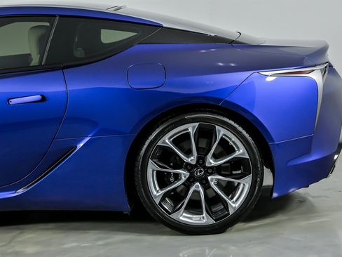 Used 2018 Lexus LC 500 Coupe image 9