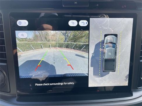 New 2025 Ford F150 Lariat w/ Equipment Group 501A Mid image 21