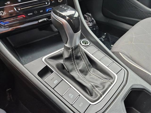 Used 2025 Volkswagen Jetta Sport FWD image 12