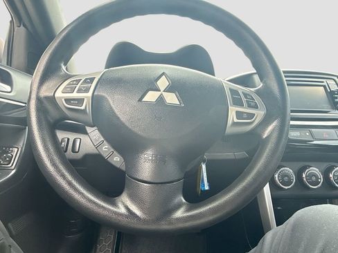 Used 2017 Mitsubishi Lancer ES FWD image 12