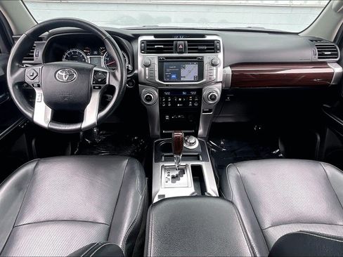 Used 2018 Toyota 4Runner Limited AWD/4WD image 19
