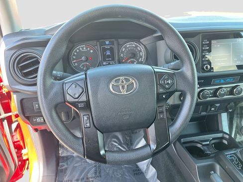 Used 2022 Toyota Tacoma SR image 11