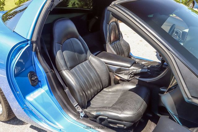 Used 1998 Chevrolet Corvette Coupe w/ Roof Pkg RWD image 50