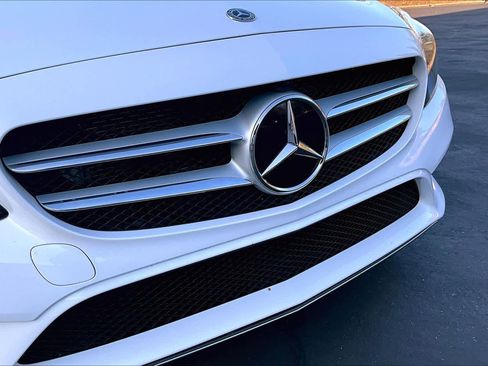 Used 2021 Mercedes-Benz C 300 Sedan image 33