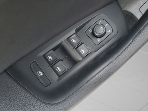 Used 2019 Volkswagen Arteon SEL image 18