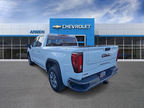 Certified 2025 GMC Sierra 1500 SLT image 5