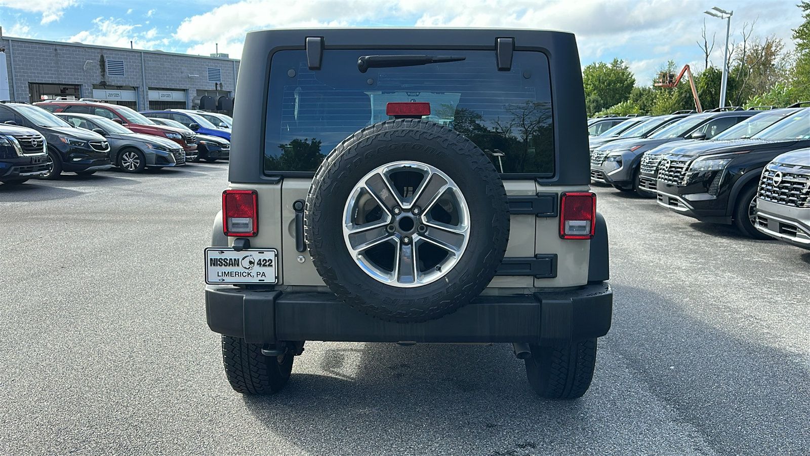 Used 2017 Jeep Wrangler Unlimited Sport w/ Connectivity Group AWD/4WD image 6