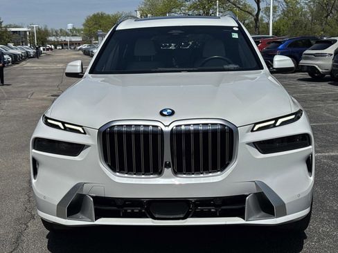 Certified 2023 BMW X7 xDrive40i w/ Climate Comfort Package AWD/4WD image 2