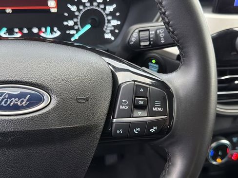 Used 2022 Ford Escape SEL image 28