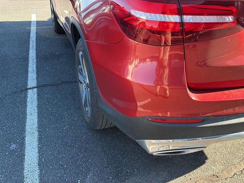 Used 2019 Mercedes-Benz GLC 300 4MATIC image 7