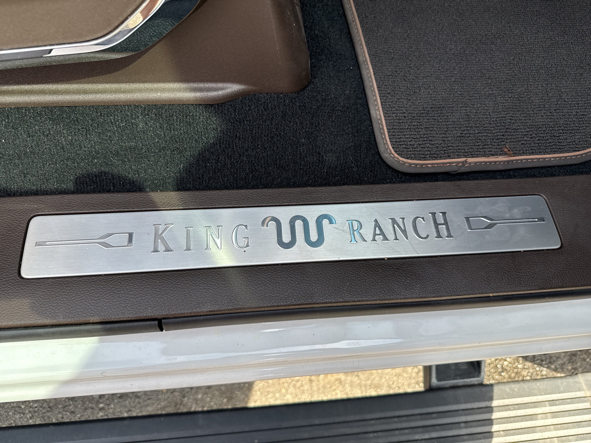 Certified 2024 Ford F250 King Ranch AWD/4WD image 26