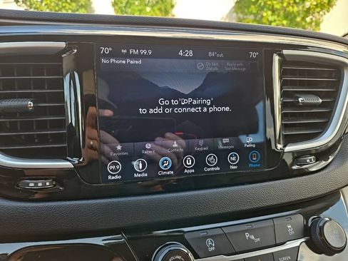 Used 2019 Chrysler Pacifica Touring-L FWD image 49