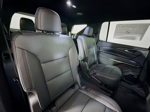New 2026 Chevrolet Traverse Z71 w/ Enhanced Driving Package AWD/4WD image 24