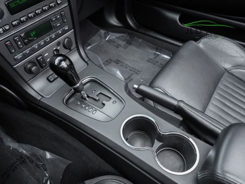 Used 2004 Ford Thunderbird Premium image 28