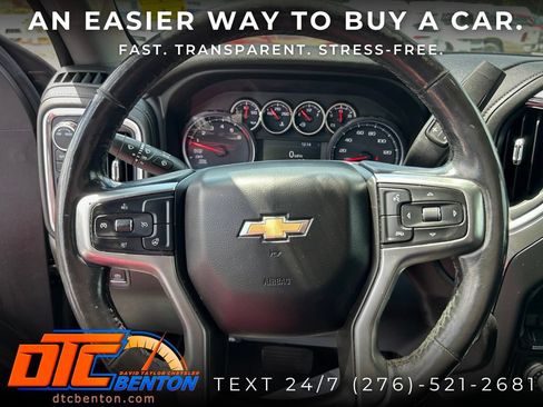 Used 2022 Chevrolet Silverado 1500 LT AWD/4WD image 16