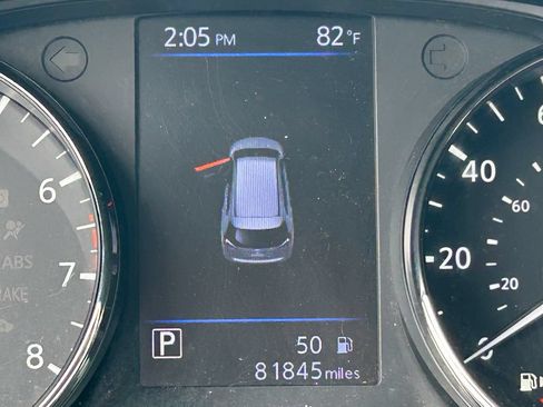 Used 2018 Nissan Rogue SV w/ Premium Package AWD/4WD image 23