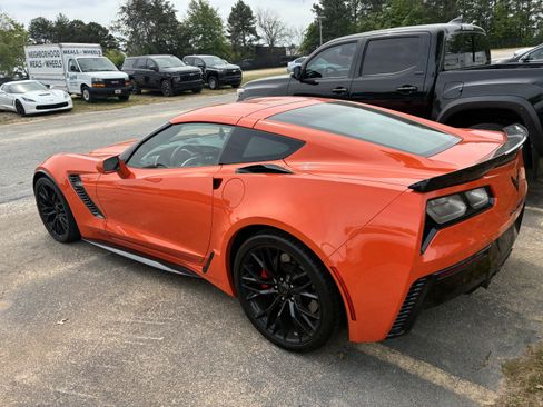 Used 2019 Chevrolet Corvette Z06 image 6