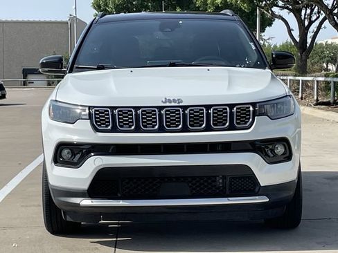 Used 2025 Jeep Compass Limited AWD/4WD image 8