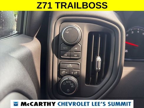 Used 2024 Chevrolet Silverado 1500 Custom Trail Boss w/ LPO, Dark Essentials Package AWD/4WD image 11